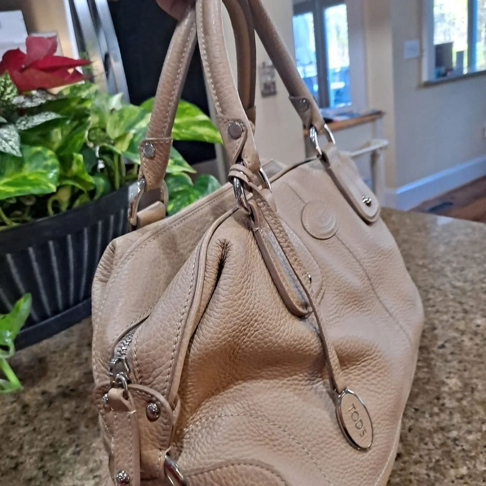 Tod's Tan Leather Satchel - Picture 3 of 11